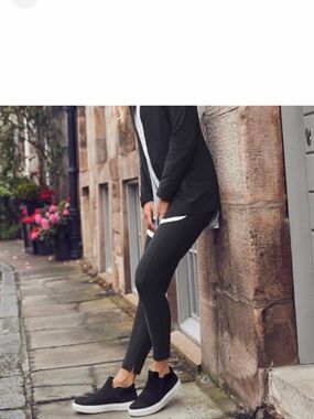 Athleta Black High-Waist Stellar Leggings